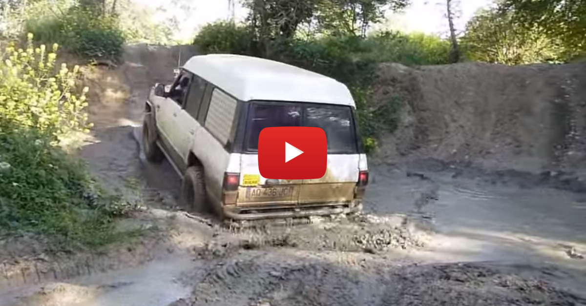 Jeep Cherokee XJ and Nissan Patrol Off Roading in France
