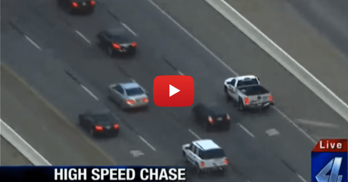 Helicopter Footage of a High Speed Police Chase in Rental Truck ...