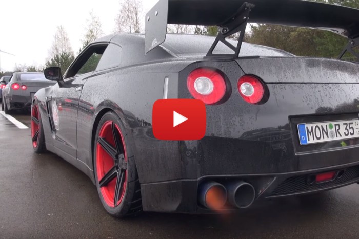 1500 HP Nissan GT-R R35 Shoots Flames From The Exhaust
