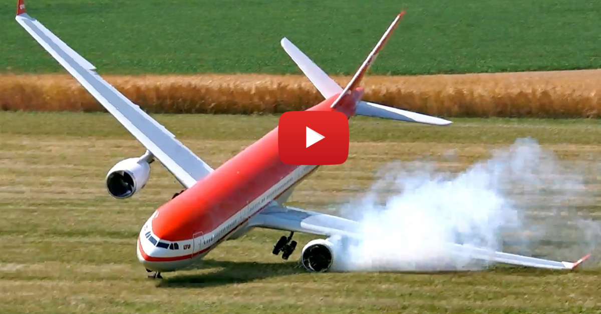 This Awesome R/C Plane Crash Will Put You in Awe of All Its Destruction