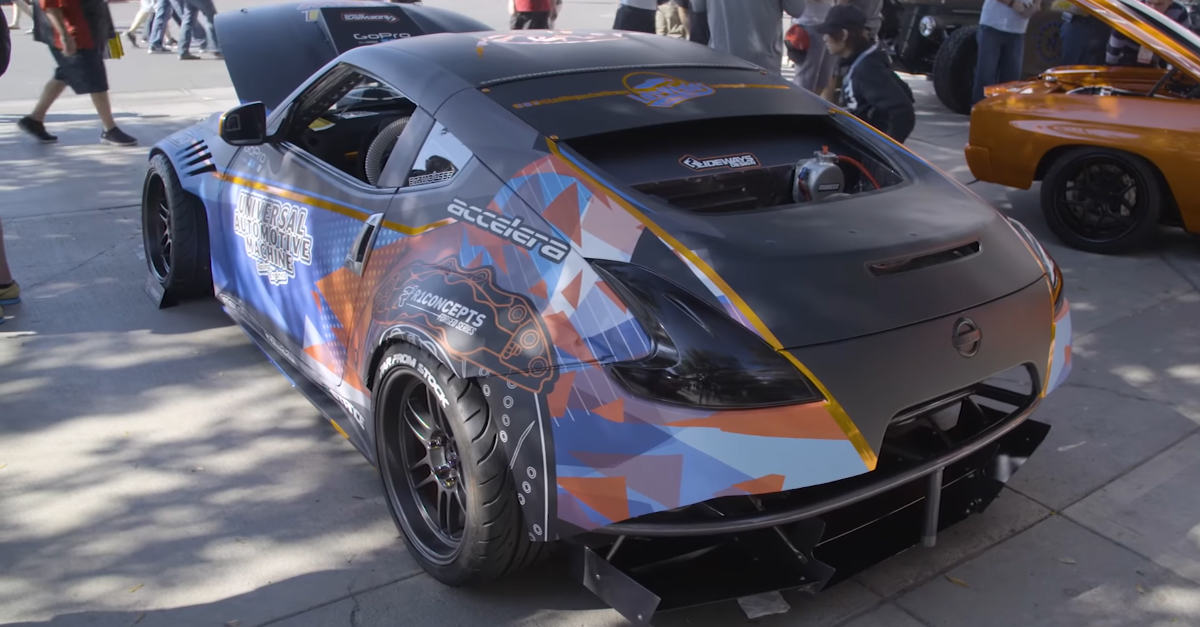 [VIDEO] SEMA 2016 – The New King Of Drift Cars Is A 370Z With A NASCAR V8