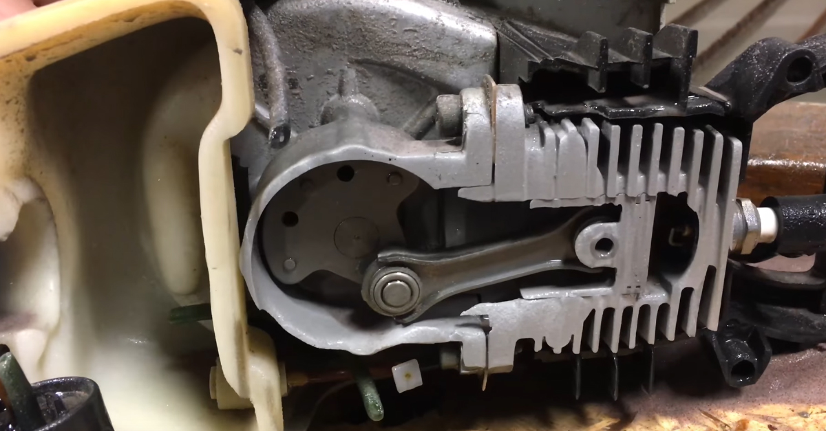 Cutting a Weed Eater Engine In Half is a Great Way to See How it Works