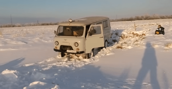 This van had enough of its owner’s abuse and got hilarious revenge