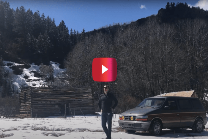 ’91 Dodge Caravan Takes On Snow and Dirt During Trip From Kansas to Colorado