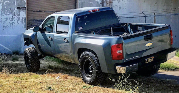 If you call your truck a prerunner, it better be able to do stupid stuff like this
