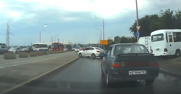 Dashcam catches possibly the worst U-Turn ever