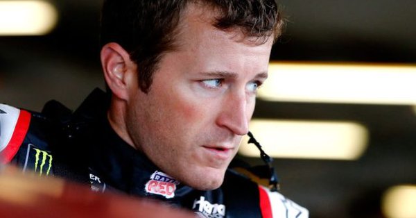 Hendrick Motorsports reportedly wastes no time in finding a replacement for the released Kasey Kahne