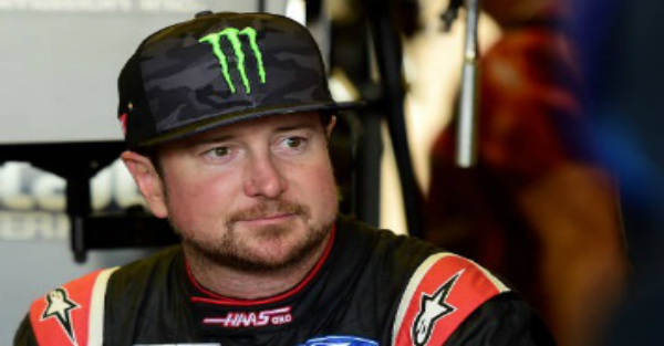 Kurt Busch says he’s talked to other teams and isn’t worried about getting the ride he wants