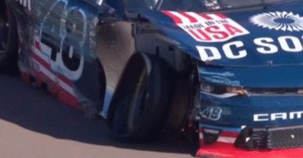 Contender may have to say goodbye to his championship hopes after this crash