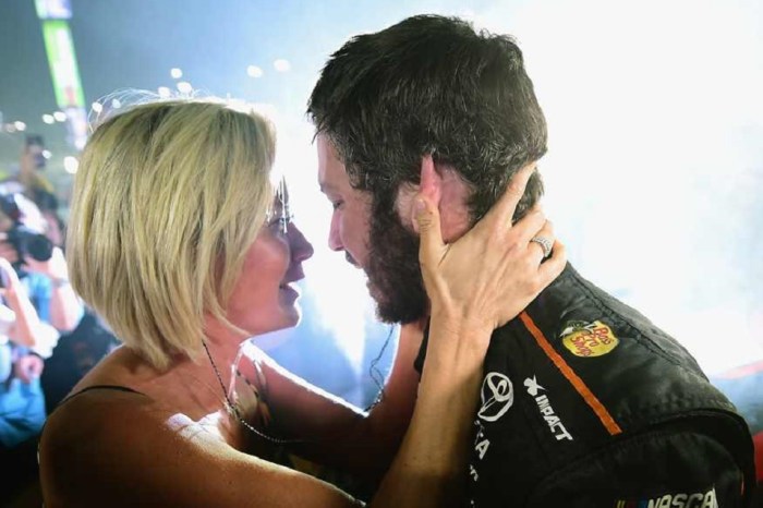 Martin Truex Jr., Dale Jr., among those with “best moments” on NASCAR.com