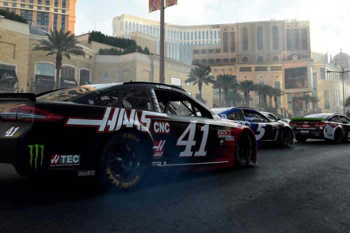 Worker in Vegas finds out just how loud NASCAR cars really are