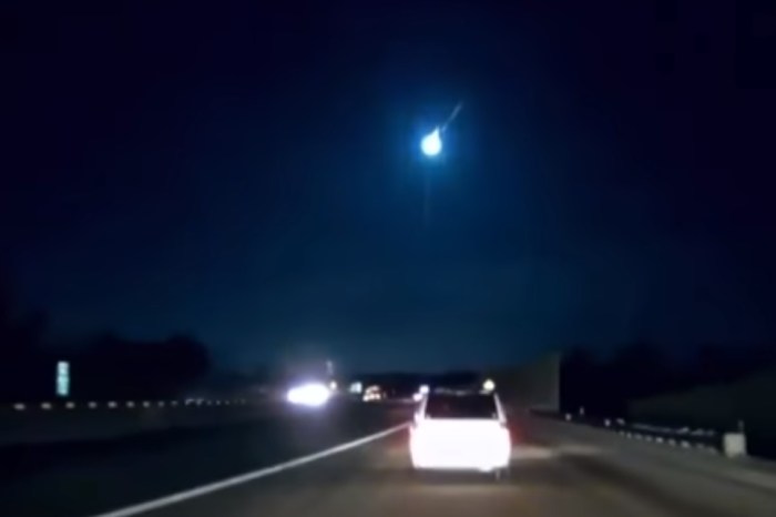 Dashcams capture an unreal sight in the Michigan sky