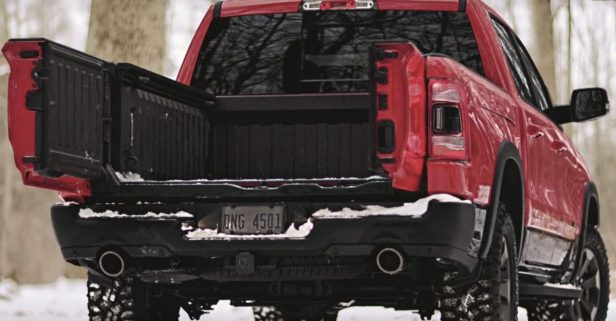 Open Wide! Check out the 2019 Ram 1500 Multifunction Tailgate
