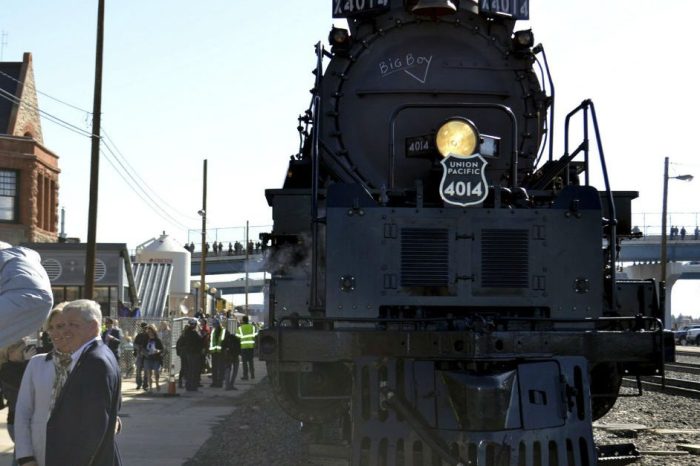 Meet ‘Big Boy,’ the Train That Can Pull 16 Statues of Liberty Over a Mountain