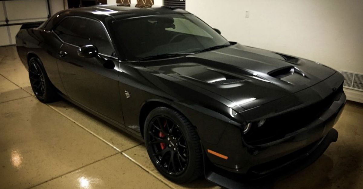 Dodge Challenger Hellcat Arrives at Car Auction with a Strange Surprise in the Trunk