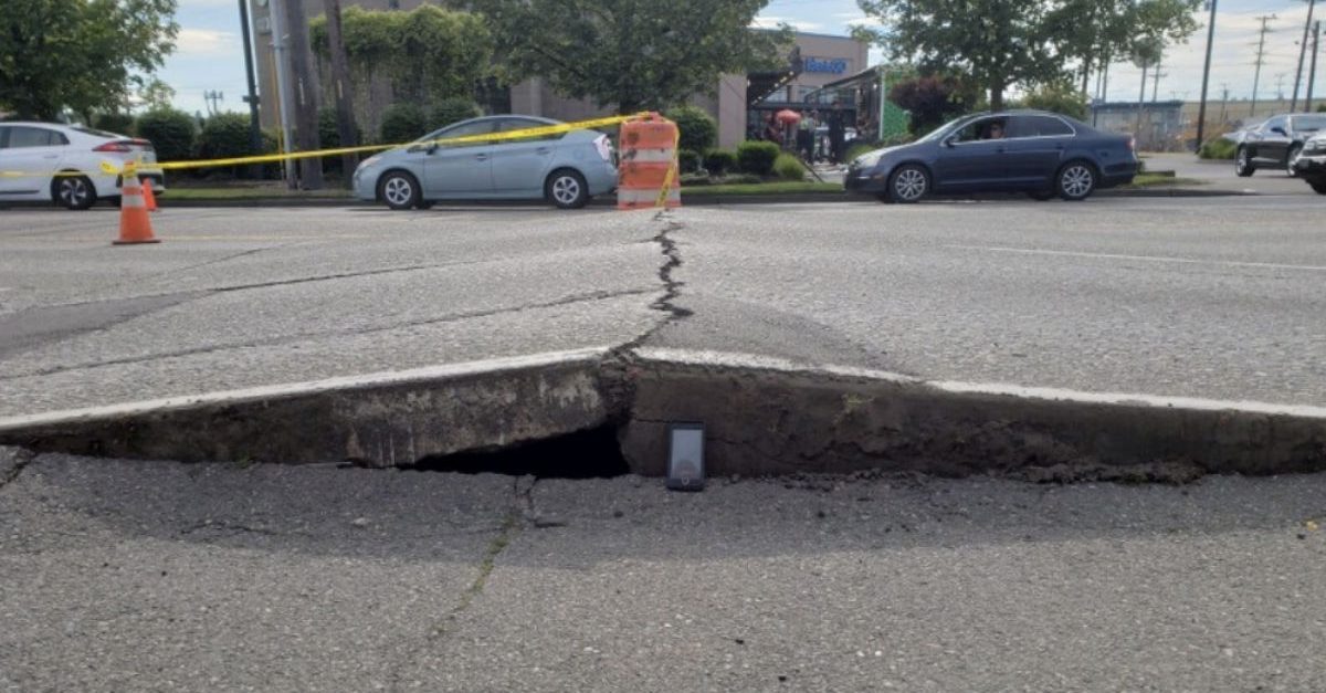 It’s So Hot in Seattle, the Road Is Freaking Out