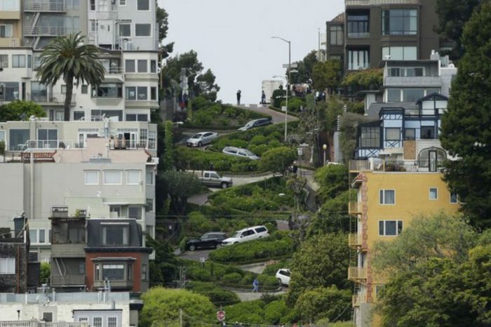 You May Soon Have to Pay Money to Drive This Crooked Street in San Francisco