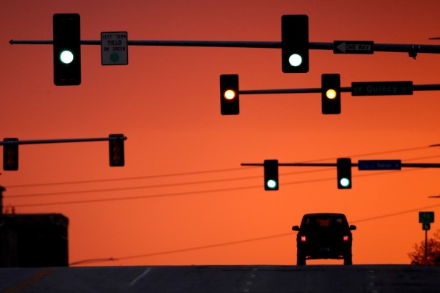 Do Longer Yellow Lights Reduce Accidents? This Texas Town Thinks So