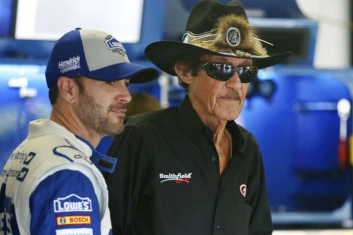 Jimmie Johnson to Honor Dale Earnhardt, Richard Petty With Darlington Throwback Scheme