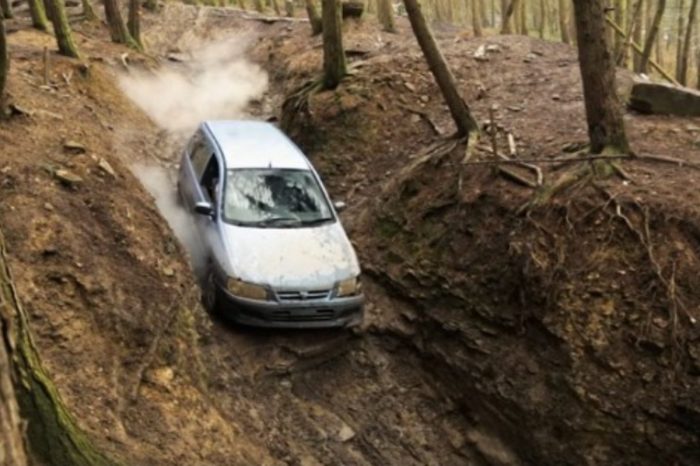 $247 Beater Car Takes Nasty Thrashing in Off-Roading Video