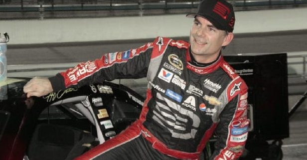 Jeff Gordon Impressed His Fans With This 23-Foot Cliff Jump