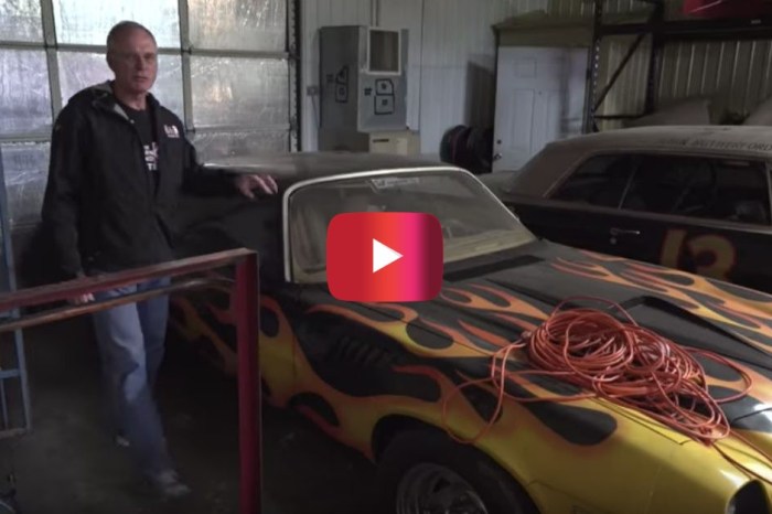 Barn Find Hunter Uncovers “Days of Thunder” Cars
