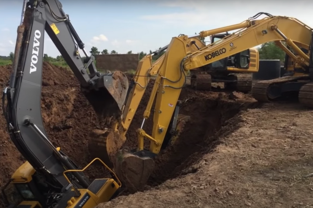 trapped excavator rescue