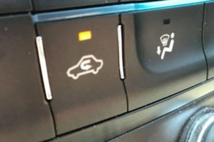 Why Your Car’s Air Recirculation Button Is Important During Those Hot Summer Days