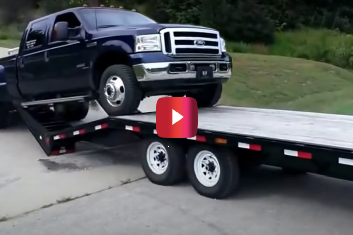 F-350 Owner Totally Botches Loading Attempt