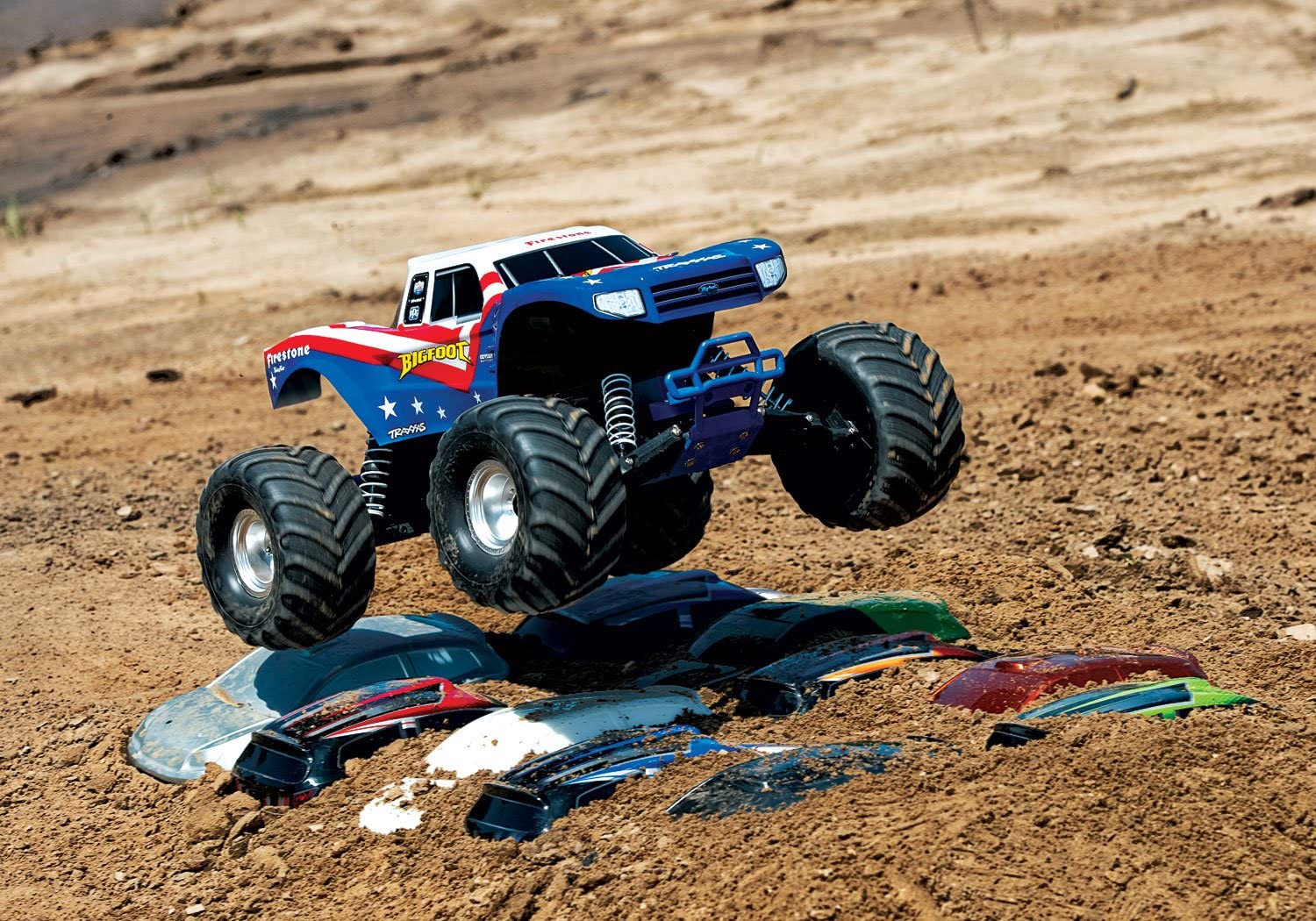 Traxxas 36084-1 Bigfoot 1/10 Scale Ready-to-Race Monster Truck, Red/White/Blue