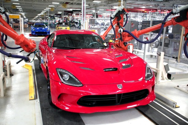 A Tribute to the Dodge Viper, the Awesome Sports Car Built for Speed and Power