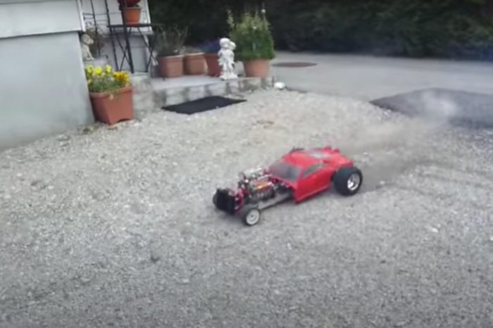 This RC Car Powered by Mini V8 Is No Simple Kid’s Toy