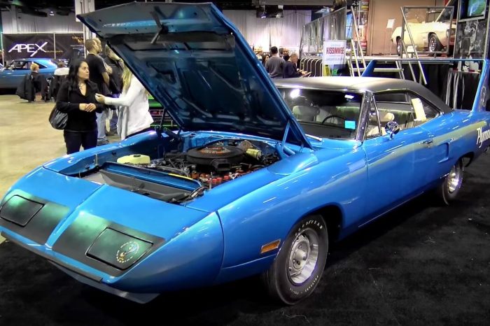 This Ultra Rare ’70 Plymouth Superbird Has Only 674 Miles on It