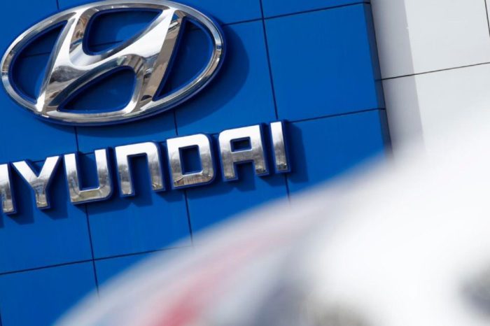 Hyundai Recalls 180,000 SUVs, Warns Owners to Park Outside