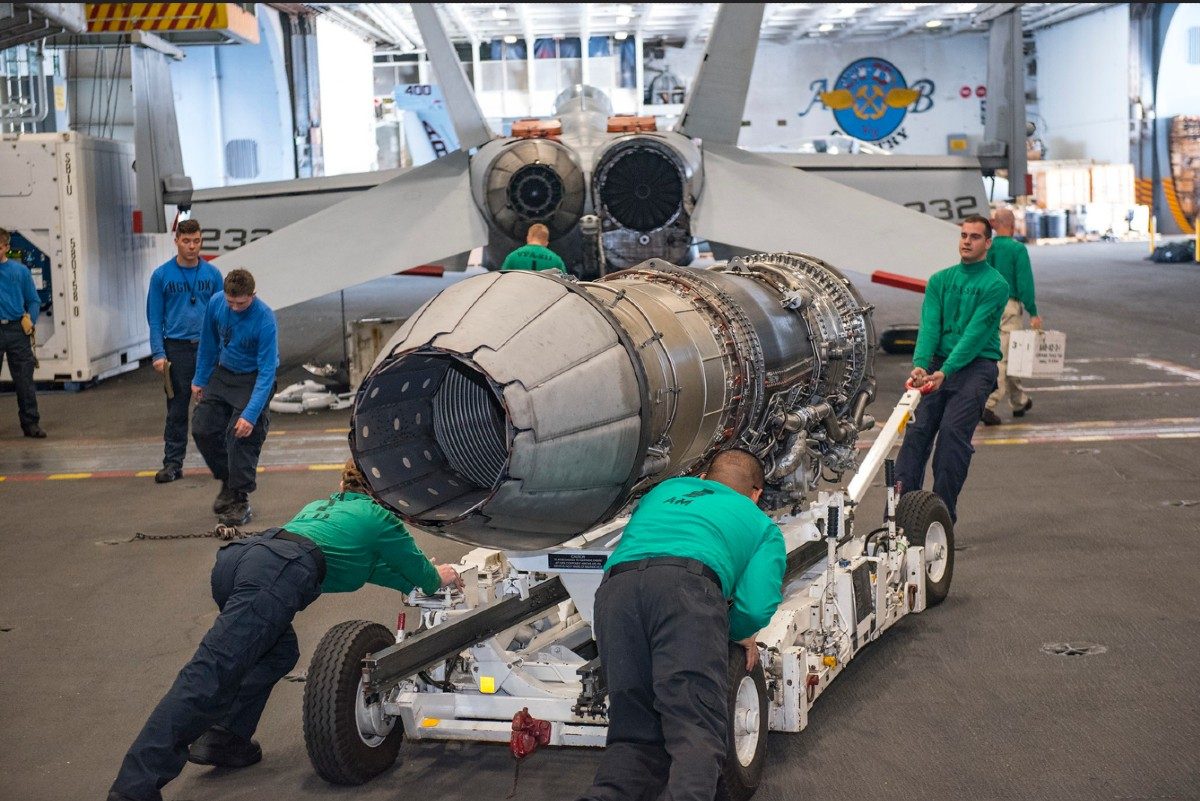 The Fascinating Science Behind Jet Engines alt_driver