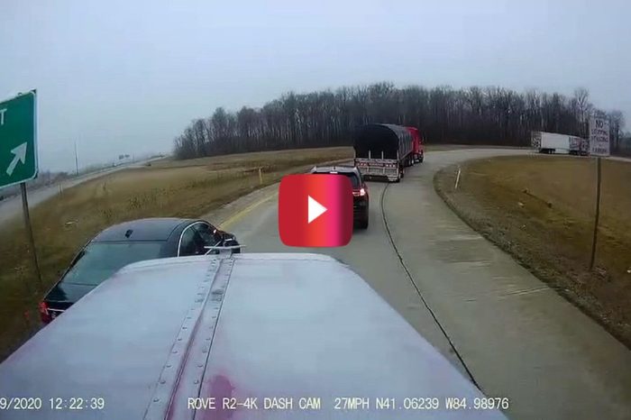 Trucker Shuts Down Idiot Driver on Exit Ramp