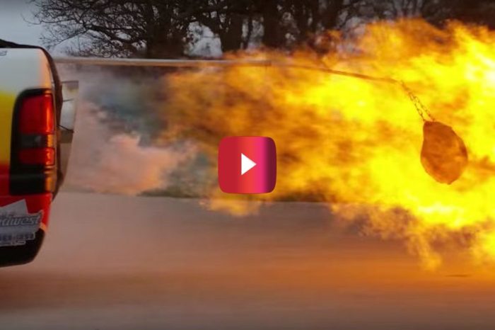 Jet Truck Turns Up the Heat for This Awesome Turkey Roasting Experiment