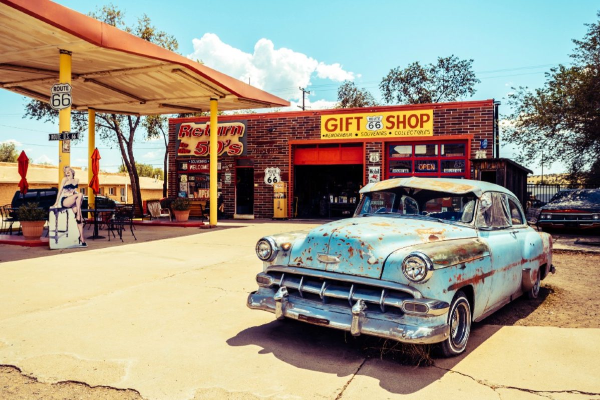 20 Must See Route 66 Attractions For That Next Road Trip Alt Driver   Route 66 E1606322247256 