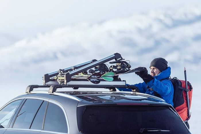 5 Snowboard Roof Racks for Your Next Snowboarding Adventure