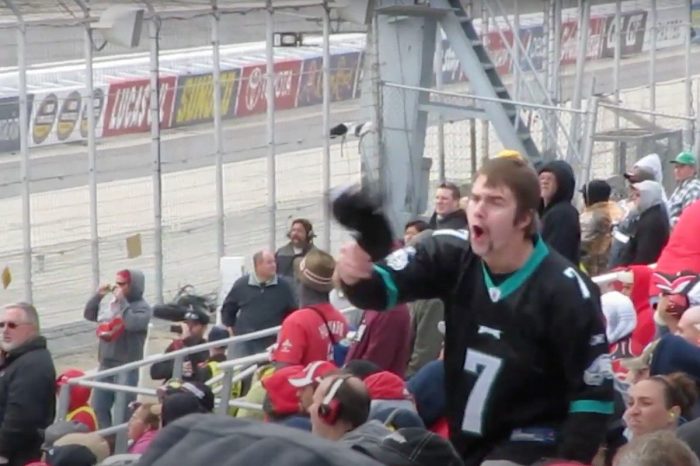 This Drunk NASCAR Fan at Dover Is Living His Best Life