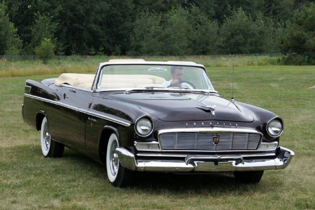 The ’56 Chrysler New Yorker Was the Perfect Combo of Hemi Power and Sleek Styling