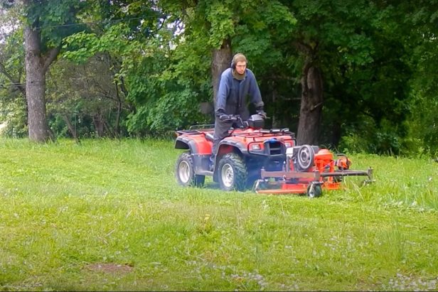 DIY Master Builds Front-Mounted ATV Mower out of Spare Parts