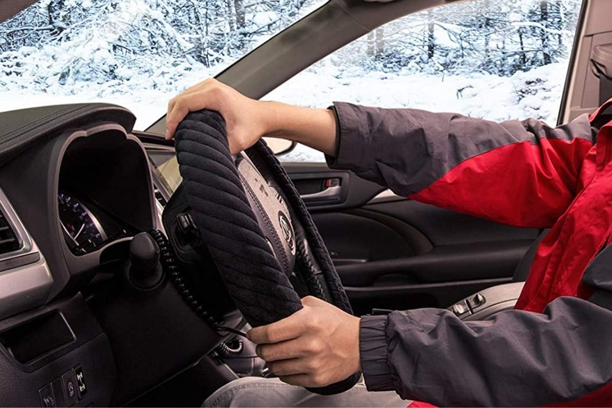 Glacier Heat Warmest Heated Steering Wheel Cover Battery Powered Black Car truck 