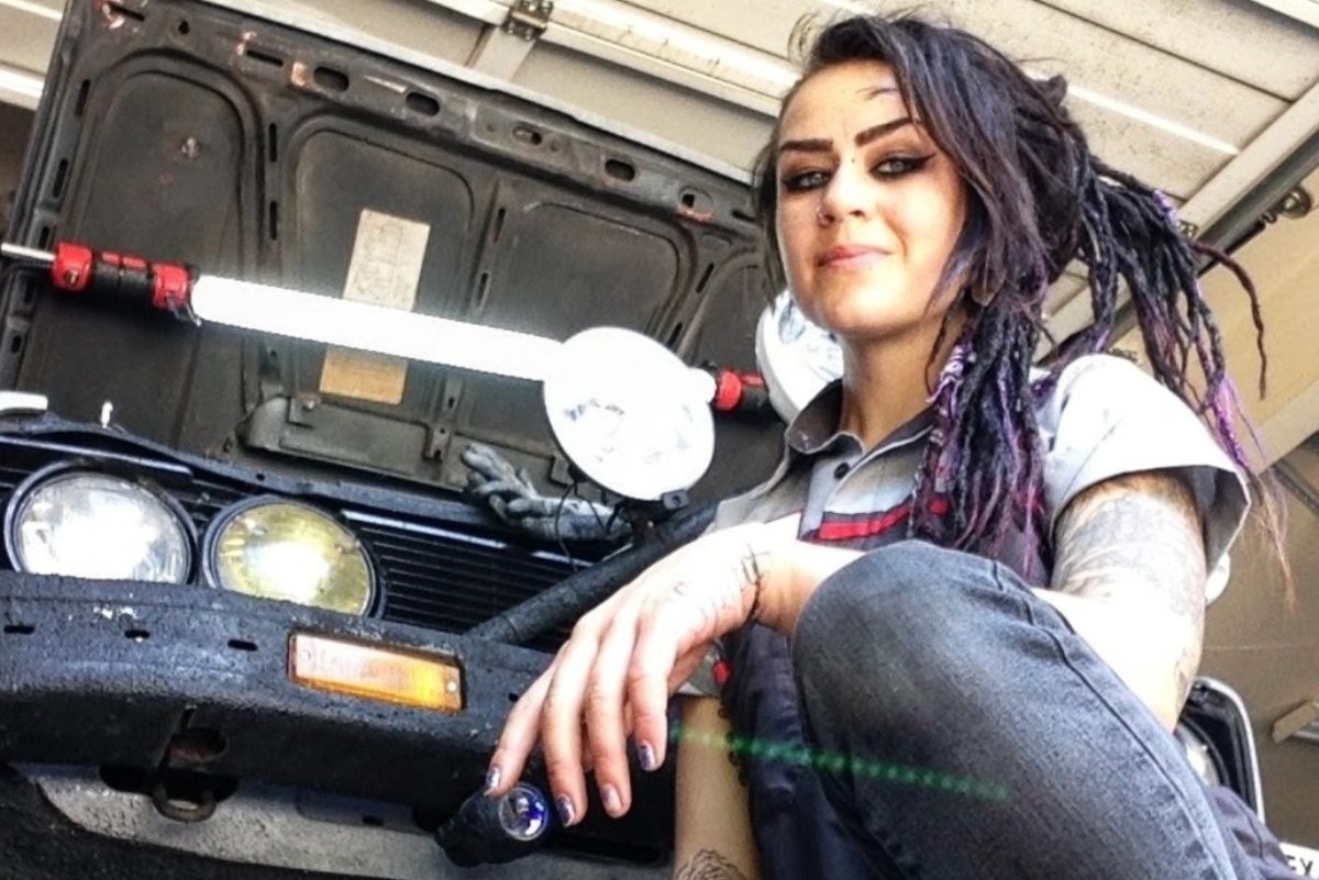 Faye Hadley Of All Girls Garage Has A Serious Toyota Obsession Altdriver