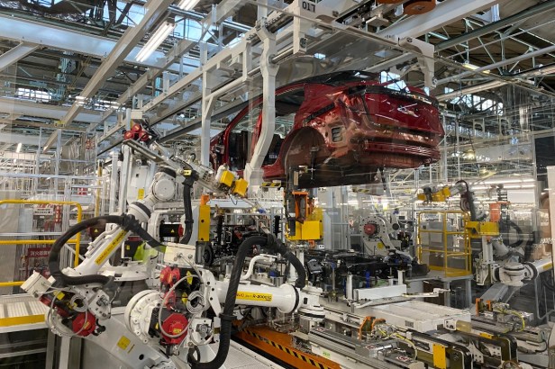 Nissan’s “Intelligent Plant” Is Almost Entirely Run by Robots. Will Other Automakers Follow Suit?