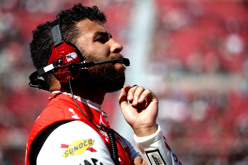 bubba wallace with headset